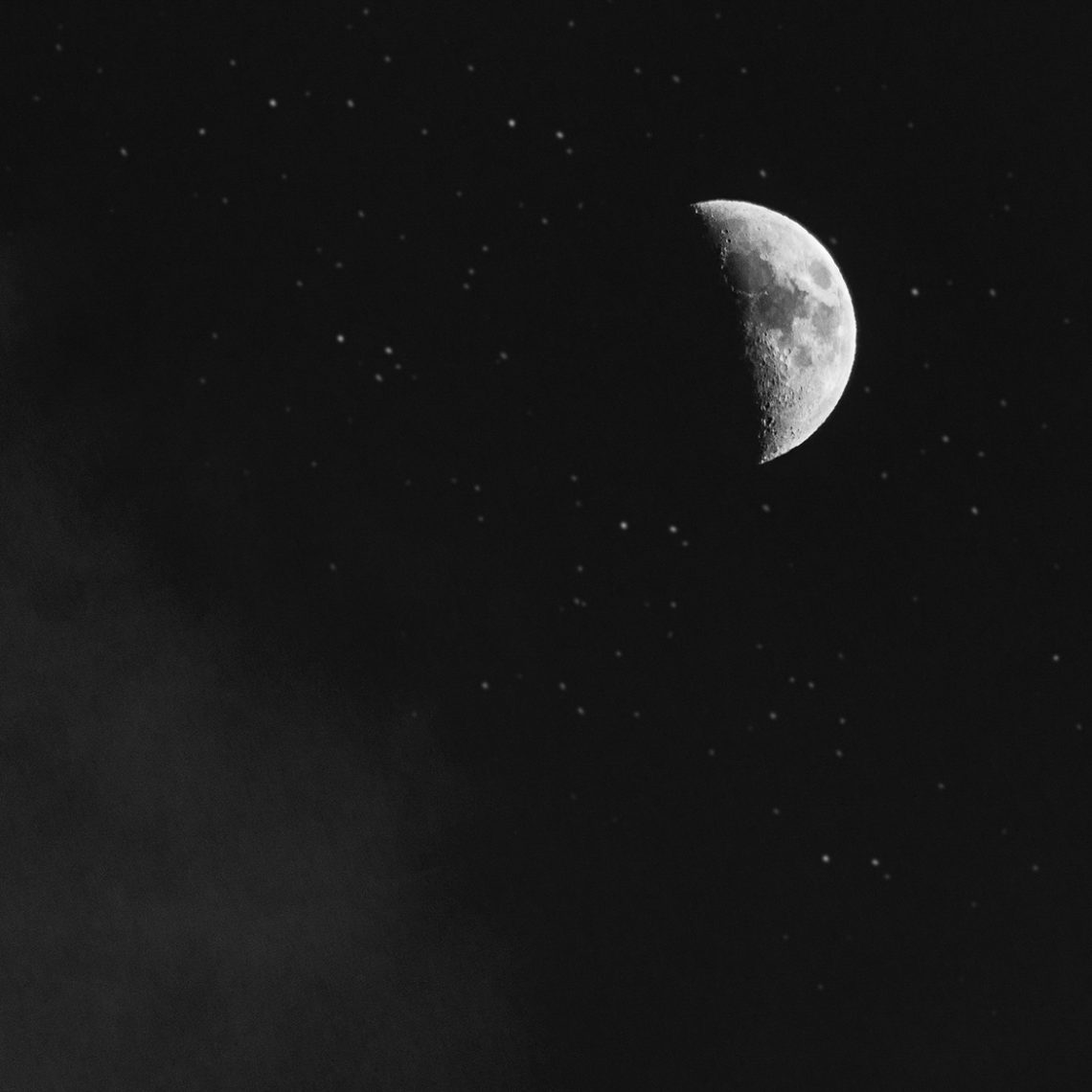 Winter moon