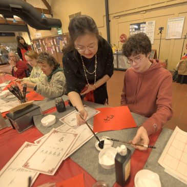 UMF students and staff enjoyed learning Chinese calligraphy.